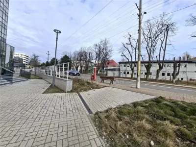 Inchiriere - Copou - Spatiu comercial 108mp Azimut - Iasi