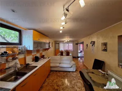 Vila eleganta - Str Grivitei - vanzare - Braila - Braila