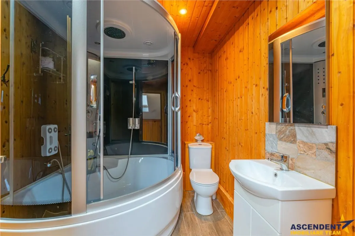 FILM& 3D! Vila high tech, cu semineu, jacuzzi, terasa, 7 camere cu baie proprie, Central, Brasov - foto 21