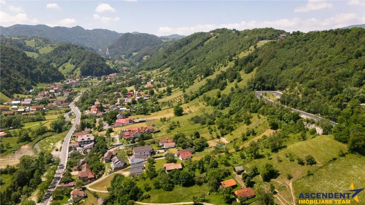Deschidere spre crestele alpine+ documentatie turistica, 4.400 mp de inspiratie naturala - foto 13