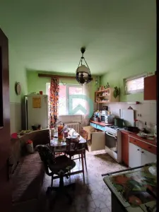Casa singur in curte, zona  Brasovului Vechi - foto 12