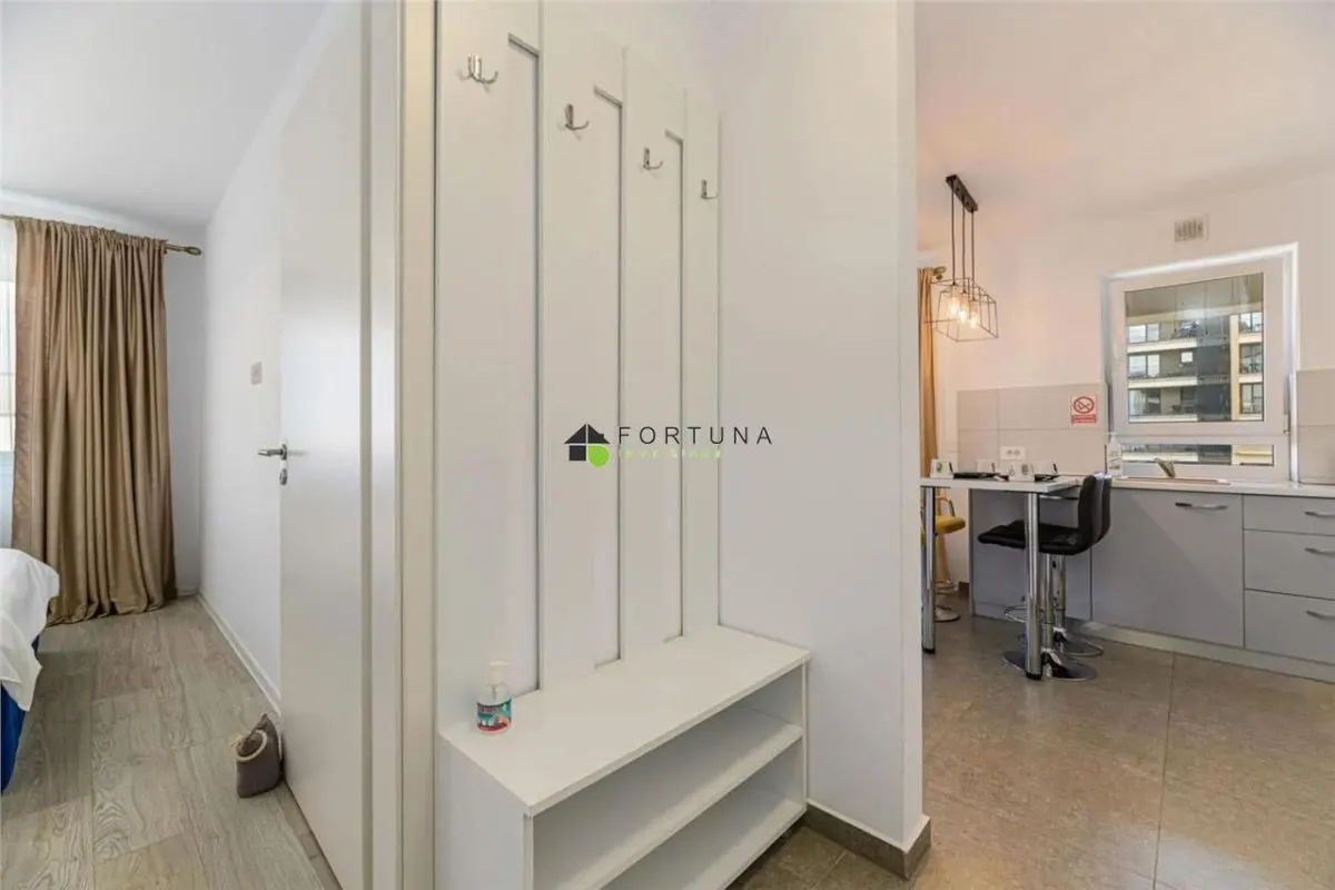 Studio modern - Kasper ,Tractorul - foto 10