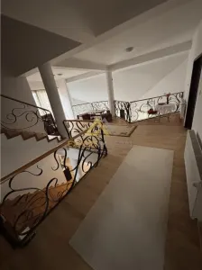 Casa spectaculoasa , Str Branduselor Baia Mare - foto 8