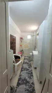 Casa solidă și spațioasă în centrul orașului Livada - foto 16