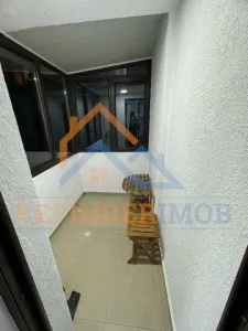 Apartament 2 camere de vanzare Sebastian - foto 3
