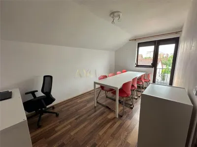 Inchiriere casa 4 camere - foto 10