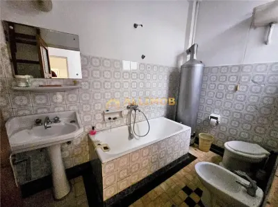 Casă de vânzare în zona Sala Sporturilor – ideală pentru locuit sau investiție - foto 15