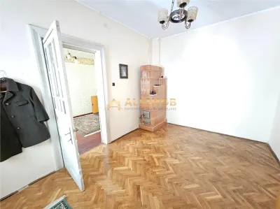 Casă de vânzare în zona Sala Sporturilor – ideală pentru locuit sau investiție - foto 16