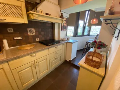 Apartament 2 camere lux | decomandat | mobilat si utilat | vedere fata | Bd. Unirii - P-ta Alba Iulia | - foto 4