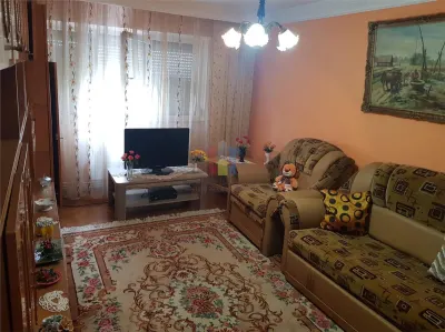 DECOMANDAT! Ap 3 camere, zona Victoriei-Garii in Sup de 78mp - foto 3