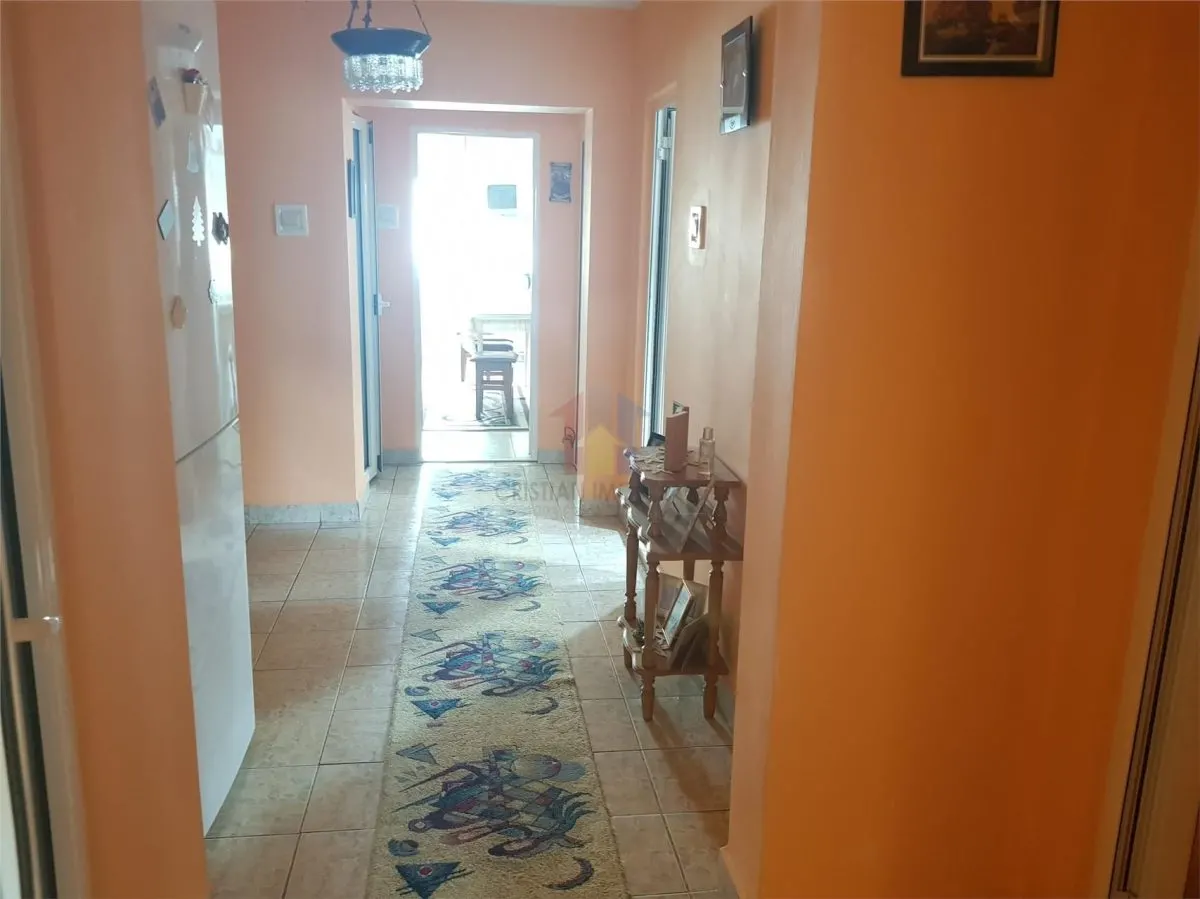 DECOMANDAT! Ap 3 camere, zona Victoriei-Garii in Sup de 78mp - foto 6