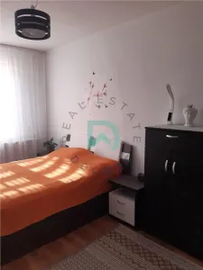 Garsoniera decomandata, etaj intermediar, zona Planete, Astra - foto 5