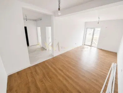 Vanzare apartament 2 camere - Giroc