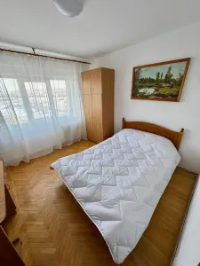 Ap. 3 camere CD- 71mp - Mircea cel Batran - et. intermediar - Iasi