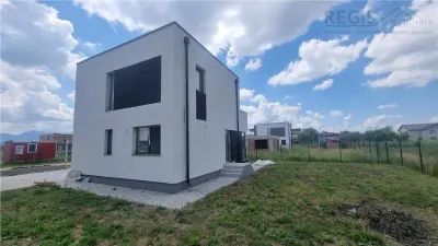 Vila moderna de 5 camere zona Sanpetru Brasov - foto 14
