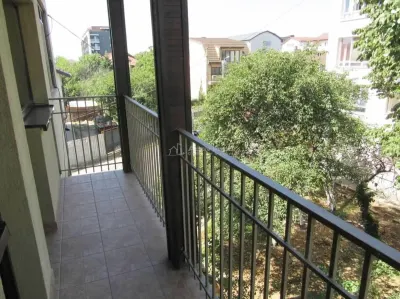Casa Ds+P+1+M - 1 Decembrie - Trapezului - foto 2