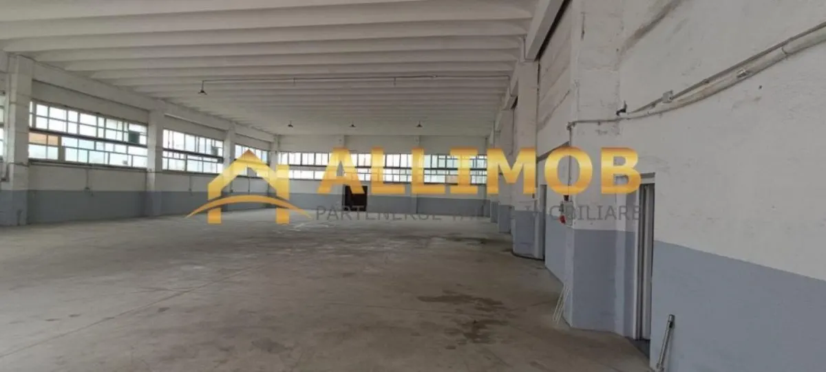 Hala de productie/ depozitare  in Ploiesti, zona Mihai Bravu. - foto 1