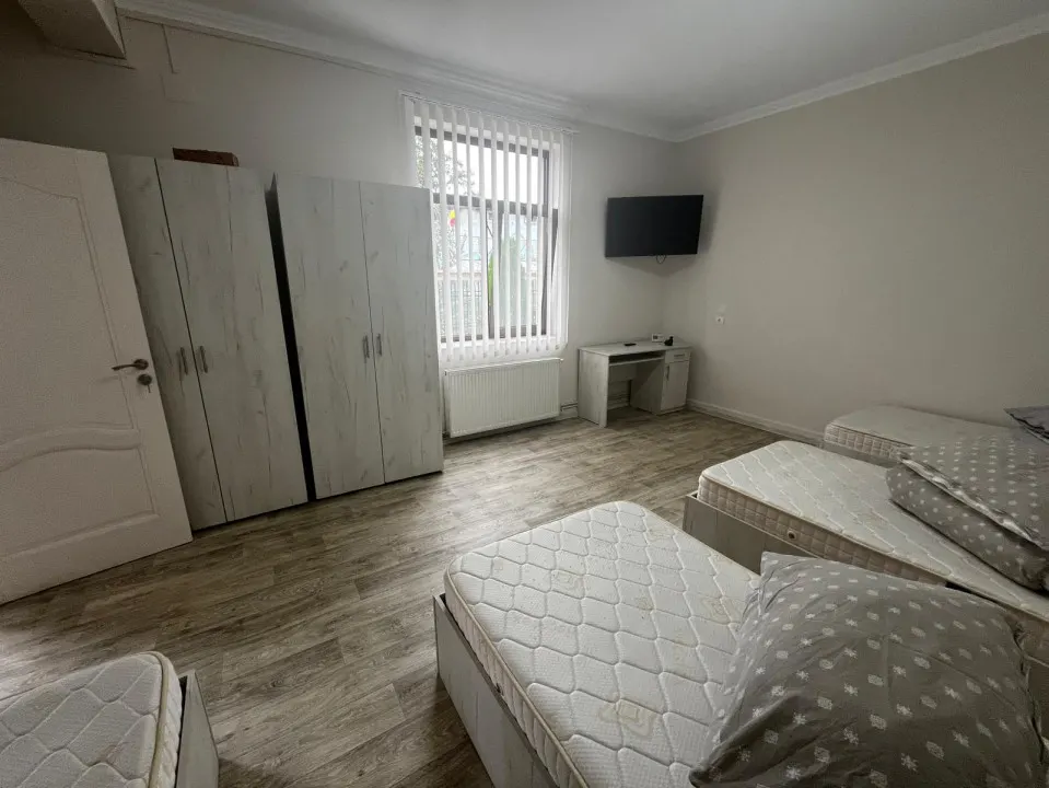 Camere de inchiriat pentru muncitori . - foto 19