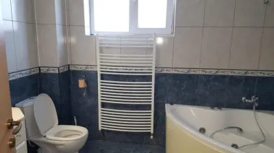 Vila  5 camere  , in Ploiesti, zona 8 Martie. - foto 19