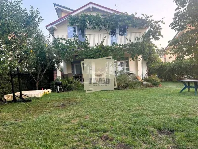 Casa individuala 4 camere | teren 490mp | 2 balcoane | terasa | Sura Mica - Sura Mica