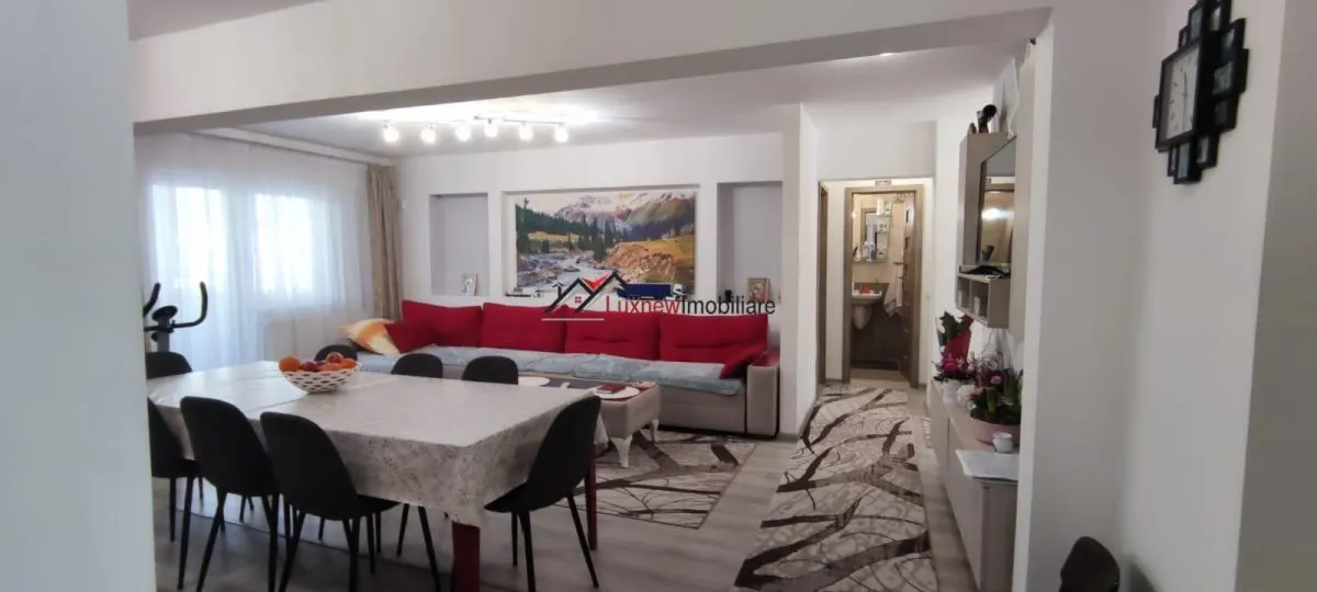 Propietate rara in Manastur, apartament cu 5 camere, balcon si pivnita, zona OMV! - foto 2