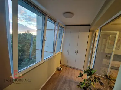 Apartament 3 camere, renovat, UMF, Spital, central,  lift,  Targu Mures - foto 7