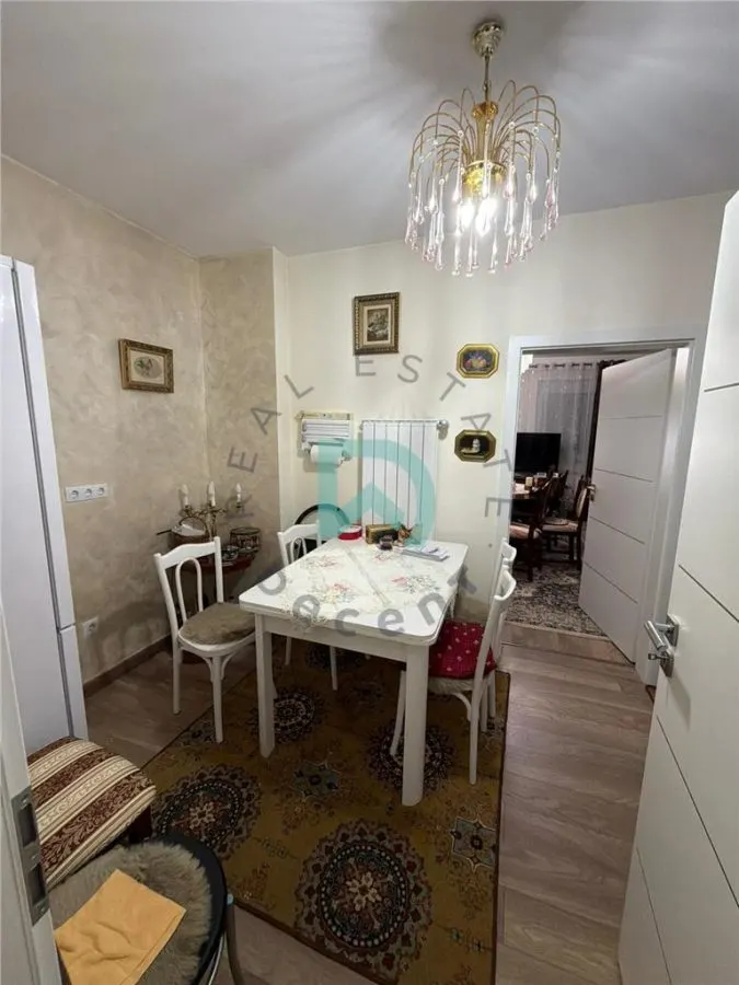 Casa Vanzare Sibiu, Piata Cluj, 65 mp, curte comuna - foto 3