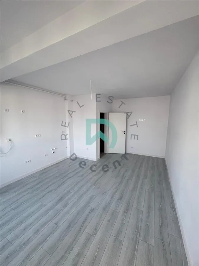 Garsoniera cu gradina proprie 48 mp - SELIMBAR - foto 4