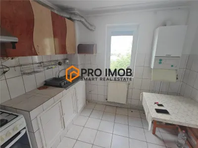 Apartament 2 camere cf 1 semidecomandat zona Micro 5 - foto 5