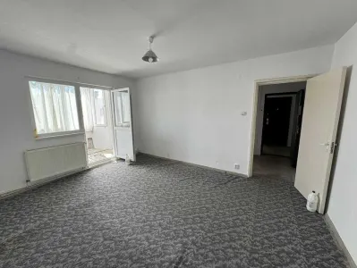 Apartament 4 camere Centrul Civic-CEC Bank,129000 Euro - foto 2