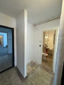 Apartament 4 camere Centrul Civic-CEC Bank,129000 Euro - foto 4