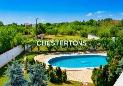 Vila exclusivista cu piscina si teren de 4.500 mp în Domnesti - Eleganta, rafinament si oportunitate de investitie - Domnesti