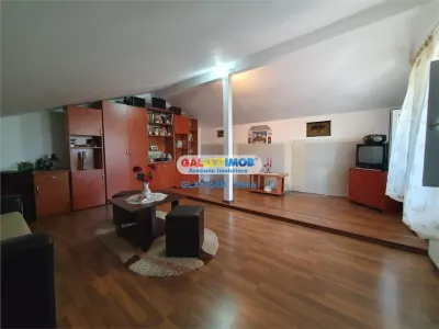 CASA 1 DECEMBRIE - foto 5