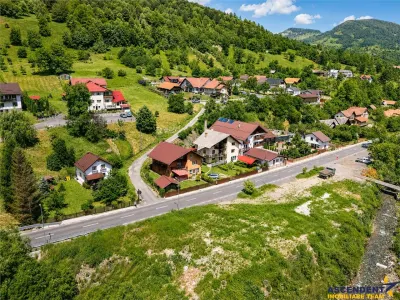 Tur 3D! Pensiune in areal pretios, Moieciu, Bran, Brasov - Brasov