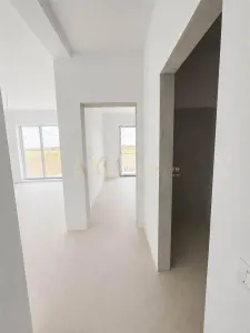 Vanzare apartament 2 camere - foto 3