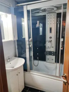 RECO Apartament cu 3 camere decomandat in cartierul Rogerius - foto 7