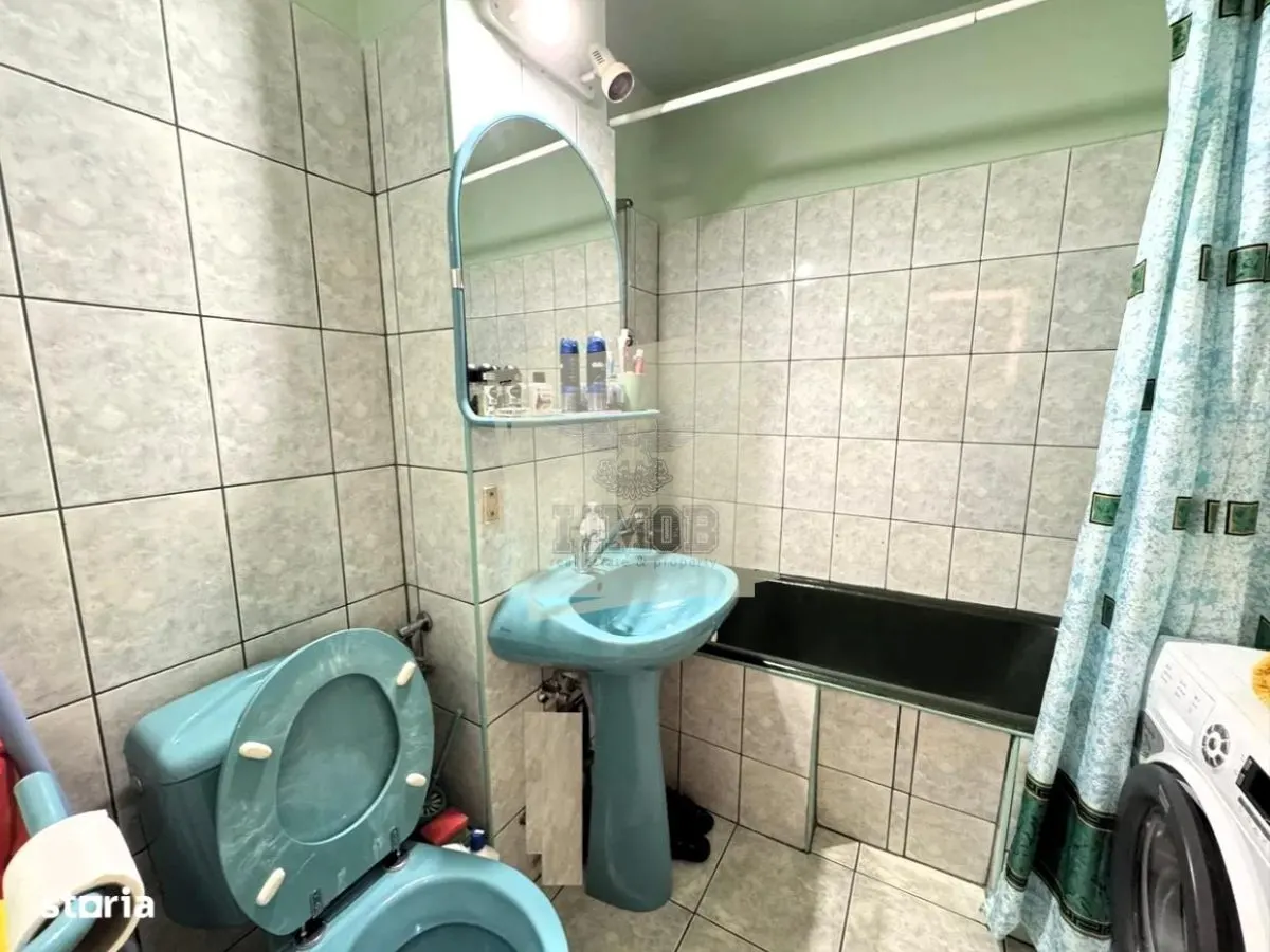Apartament decomandat cu 3 camere 2 balcoane si pivnita in Valea Aurie - foto 8