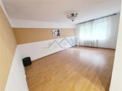 Apartament 3 camere, 2 bai, Astra- Carpatilor - Brasov
