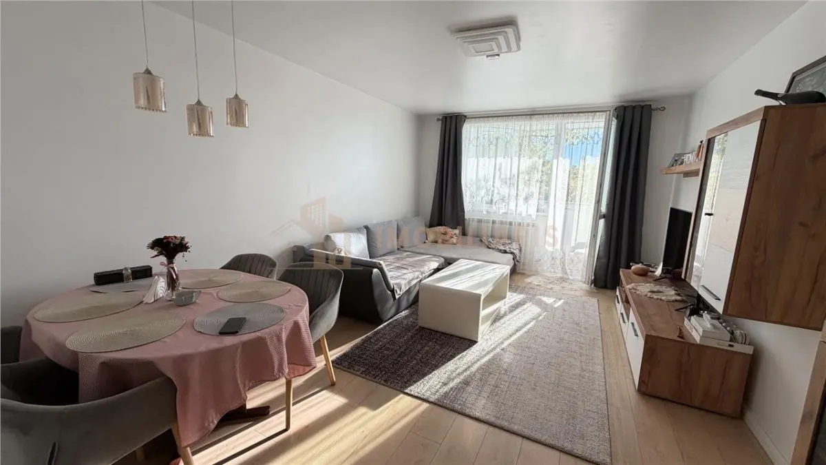 Apartament 3 camere + garaj, zona Moldovei - foto 2