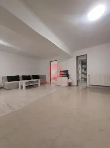 Casa Renovata si Mobilata Complet - Pozitionare Excelenta - Aproape de Delfinariu si Bd Mamaia - Constanta