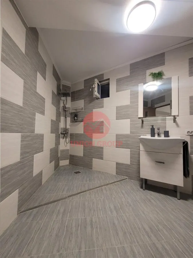 Casa Renovata si Mobilata Complet - Pozitionare Excelenta - Aproape de Delfinariu si Bd Mamaia - foto 15