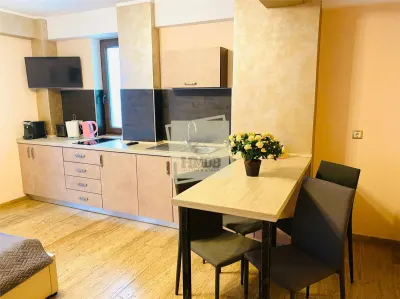 Apartament premium CENTRAL | 2 balcoane | 2 bai | 75mpu - foto 2