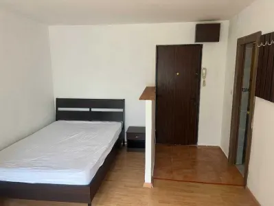 Garsoniera decomandata | Str. Luntrei | Sector 2 - Bucuresti