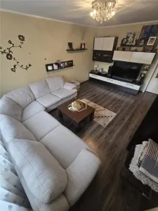 Apartament cu 4 camere in Piata 25 Octombrie | Etaj 3 - Satu Mare