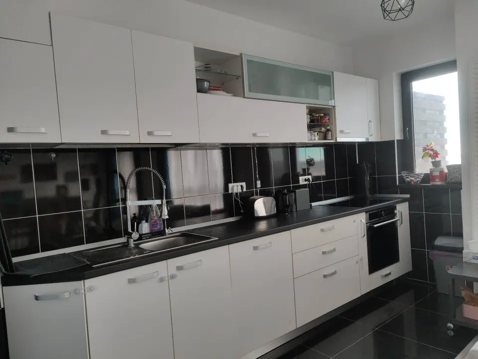 Apartament 4 camere in Green Vista, parcare subterana inclusa si terasa de 30 mp - foto 3