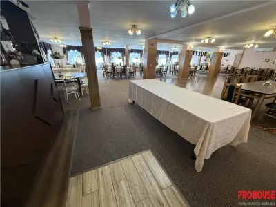 Ghimes- Faget- Pensiune de vanzare- afacere la cheie! - foto 14