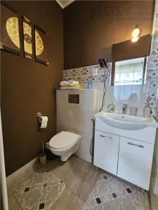 Investitie la cheie in zona centrala! 2 apartamente la casa, transformate in 3 unitati independente cu intrari separate – ideale pentru Airbnb - foto 18