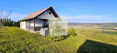 Casa individuala la cheie 2 camere 50mp | teren 1300 mp | Daia Noua - Daia