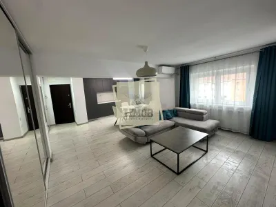 Apartament Renovat 4 camere 92mpu | decomandat | 2 bai | zona Centrala - Sibiu
