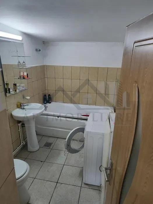 Tatarasi  la 300m de zona Dispecer corp de CASA SC 54mp TEREN 163mp - foto 6